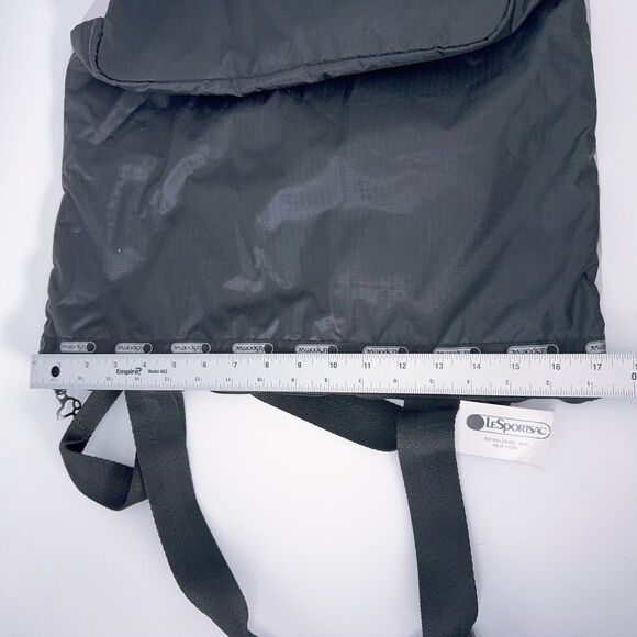 LeSportsac X Peanuts Hailey Light Tote Snoopy Sky Colorful Heart Balloons NWT - Picture 12 of 13